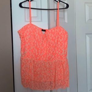 Deb size 2, peach flower top